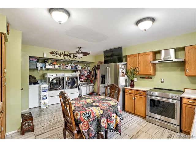 1540 S Wolcott Ct, Denver, CO 80219