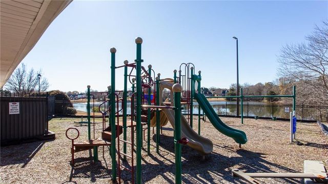 1016 Field View Drive, Mcdonough, GA 30253