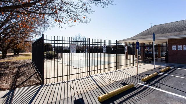 1016 Field View Drive, Mcdonough, GA 30253