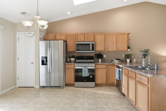 7654 Monroe Street, Merrillville, IN 46410