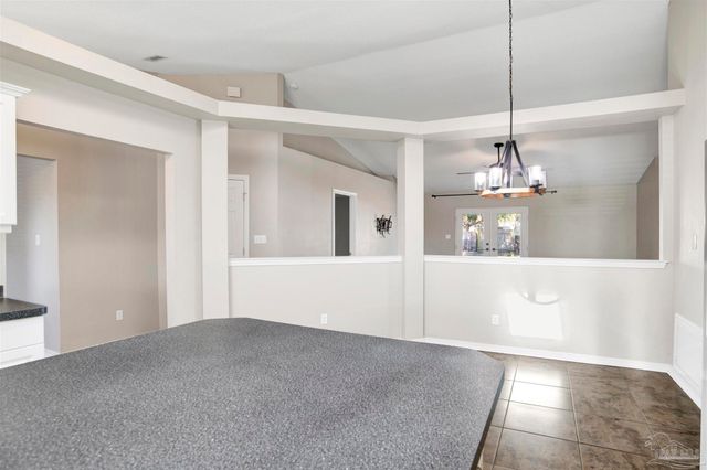 512 Batten Blvd, Pensacola, FL 32507