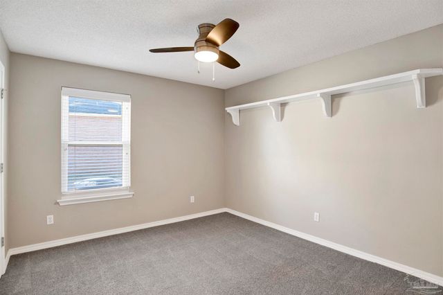 512 Batten Blvd, Pensacola, FL 32507