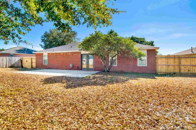 512 Batten Blvd, Pensacola, FL 32507