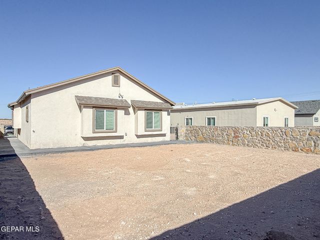 14338 Kayla Mia Drive, El Paso, TX 79938