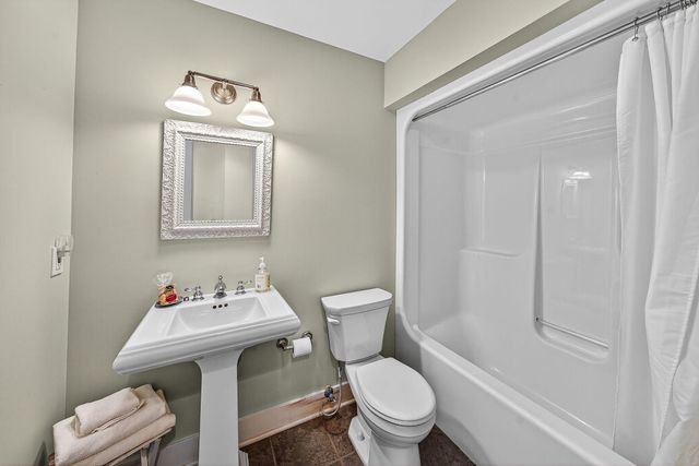 60757 Beechwood Lane, Penn Twp, MI 49031