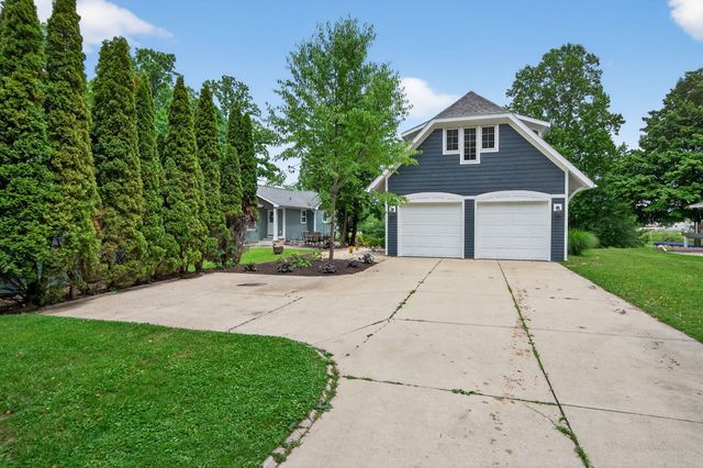 60757 Beechwood Lane, Penn Twp, MI 49031