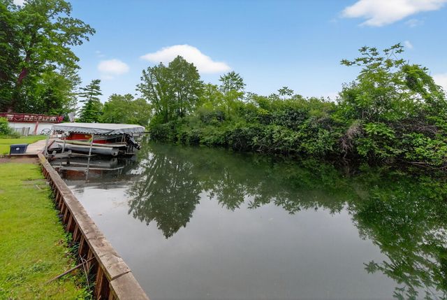 60757 Beechwood Lane, Penn Twp, MI 49031