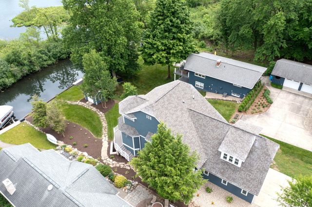 60757 Beechwood Lane, Penn Twp, MI 49031