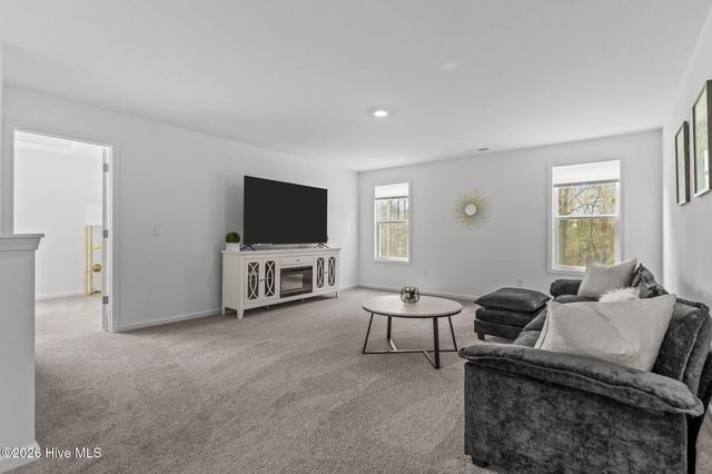 158 Woodsrun Street, Raeford, NC 28376