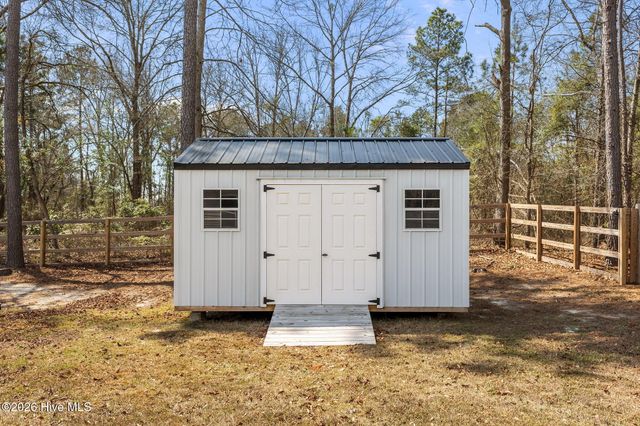 158 Woodsrun Street, Raeford, NC 28376