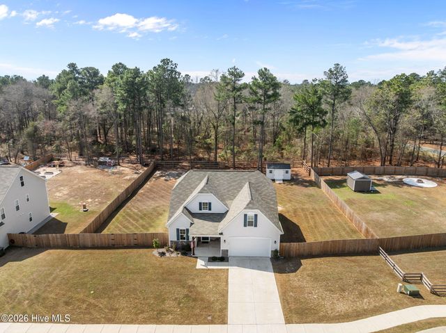 158 Woodsrun Street, Raeford, NC 28376