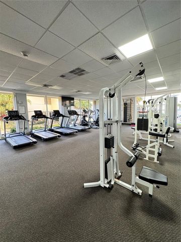 300 Bayview Dr 509, Sunny Isles Beach, FL 33160