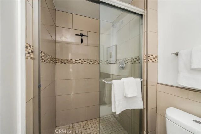 698 S Berendo 206, Los Angeles, CA 90005