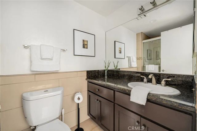 698 S Berendo 206, Los Angeles, CA 90005