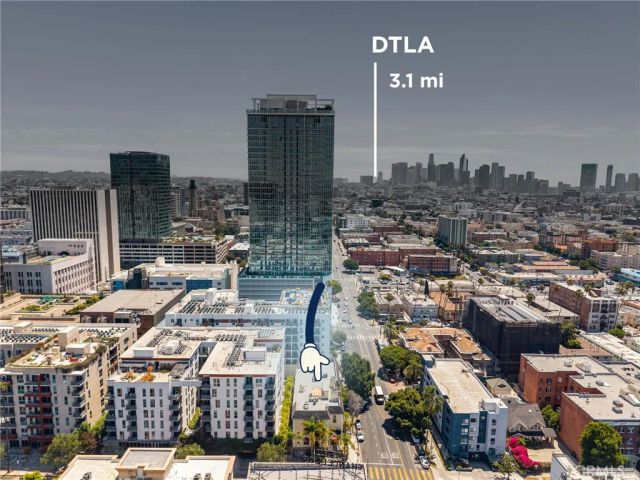 698 S Berendo 206, Los Angeles, CA 90005