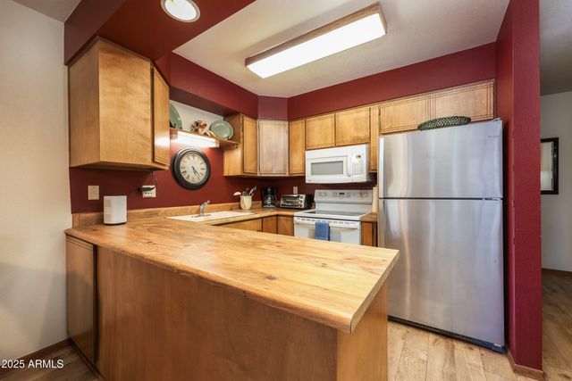 17810 S Walapai Road 55, Munds Park, AZ 86017