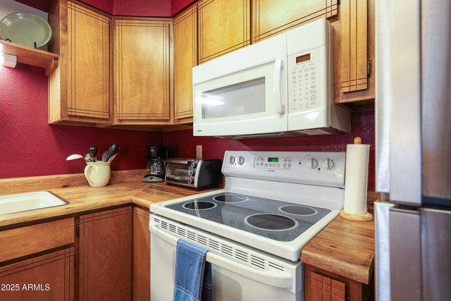 17810 S Walapai Road 55, Munds Park, AZ 86017