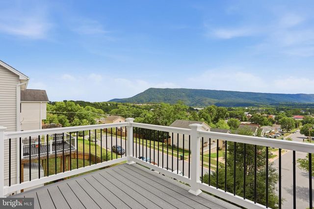 508 THOMPSON ST, Strasburg, VA 22657