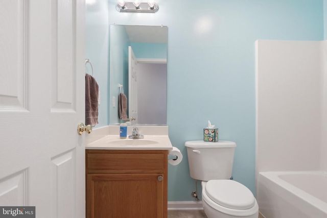 508 THOMPSON ST, Strasburg, VA 22657