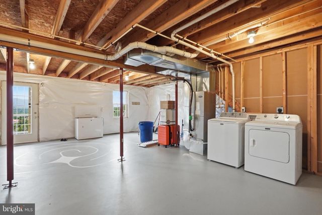 508 THOMPSON ST, Strasburg, VA 22657