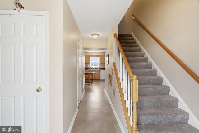 508 THOMPSON ST, Strasburg, VA 22657