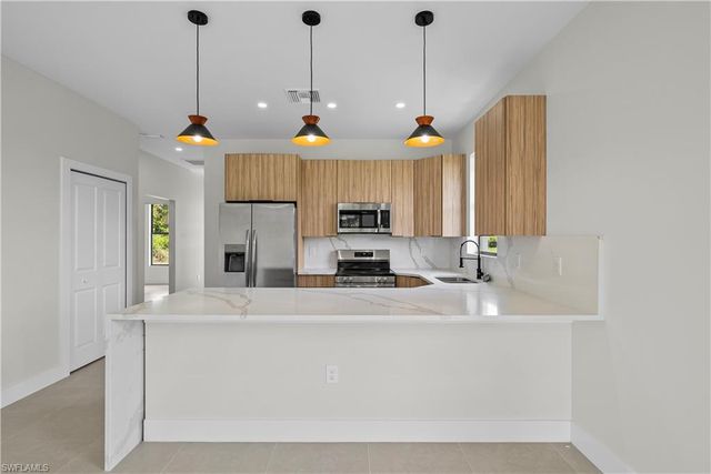 2919 Meadow RD, Lehigh Acres, FL 33974