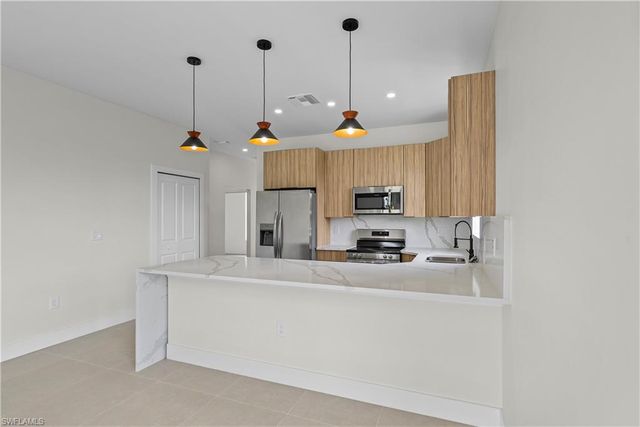 2919 Meadow RD, Lehigh Acres, FL 33974
