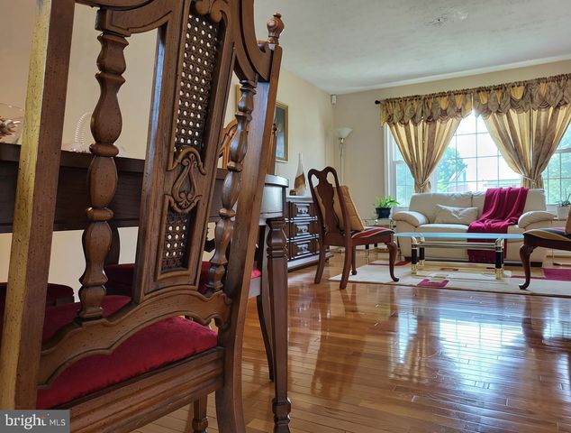 11823 SYLVIA DR, Clinton, MD 20735
