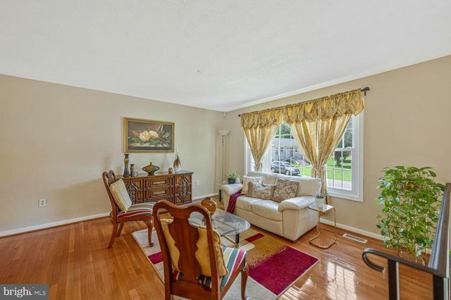 11823 SYLVIA DR, Clinton, MD 20735