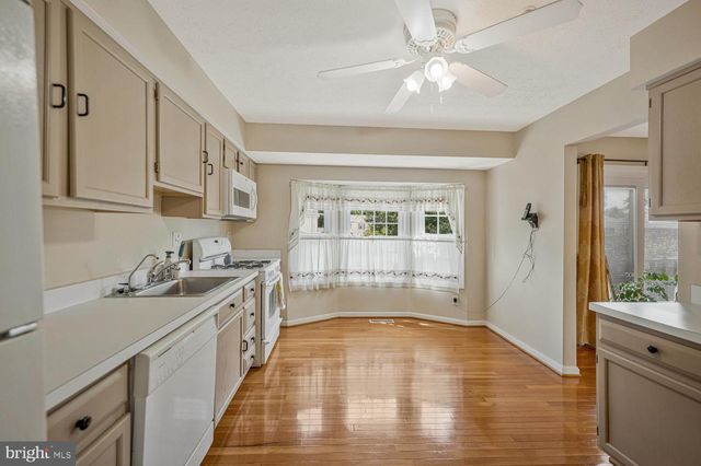 11823 SYLVIA DR, Clinton, MD 20735