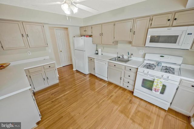 11823 SYLVIA DR, Clinton, MD 20735