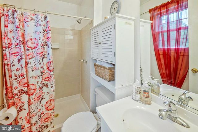 11823 SYLVIA DR, Clinton, MD 20735