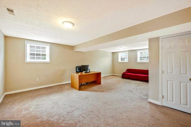 11823 SYLVIA DR, Clinton, MD 20735