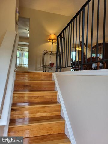 11823 SYLVIA DR, Clinton, MD 20735
