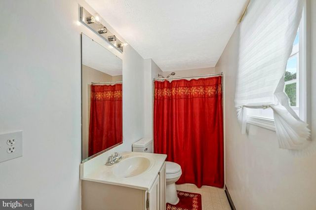 11823 SYLVIA DR, Clinton, MD 20735
