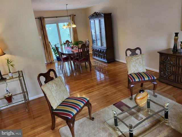 11823 SYLVIA DR, Clinton, MD 20735