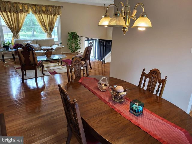 11823 SYLVIA DR, Clinton, MD 20735