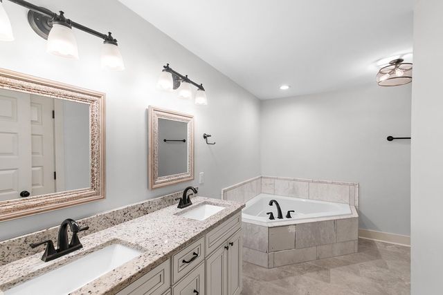 809 Gonzales Drive, Dothan, AL 36305