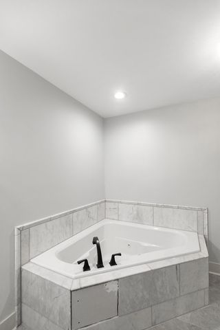 809 Gonzales Drive, Dothan, AL 36305