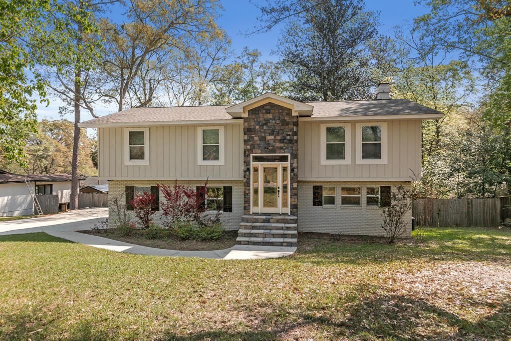 809 Gonzales Drive, Dothan, AL 36305