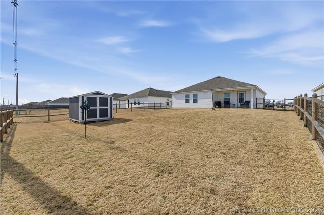 14437 N 76th East Avenue, Collinsville, OK 74021