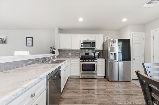 14437 N 76th East Avenue, Collinsville, OK 74021