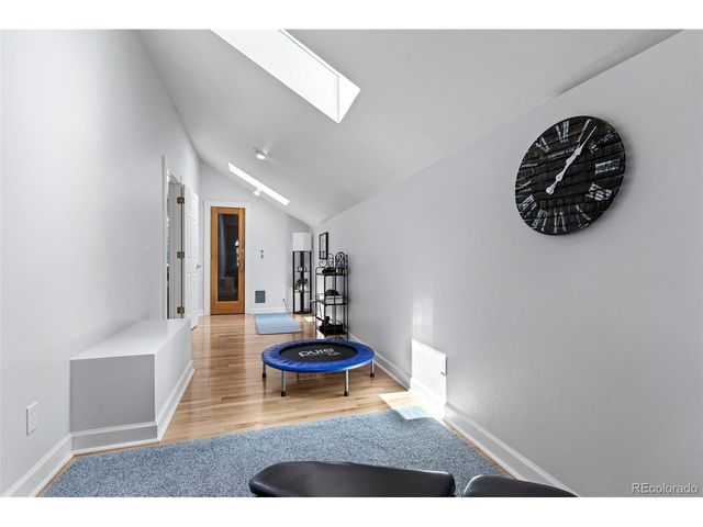 1147 Twin Peaks Cir, Longmont, CO 80503