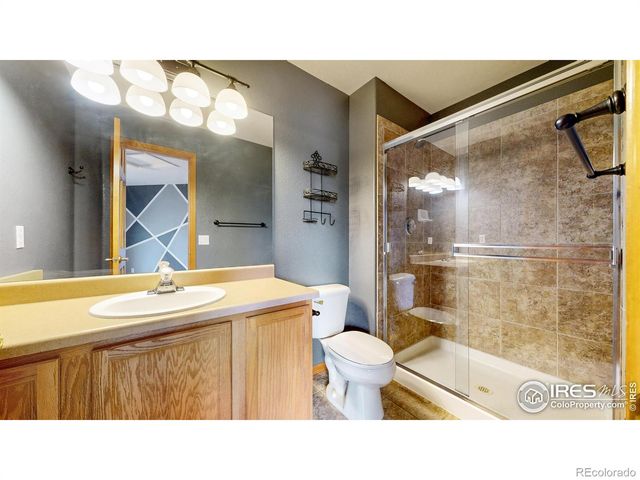 5904 S Ukraine Street, Aurora, CO 80015