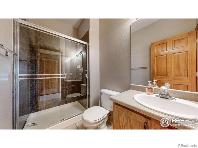 5904 S Ukraine Street, Aurora, CO 80015