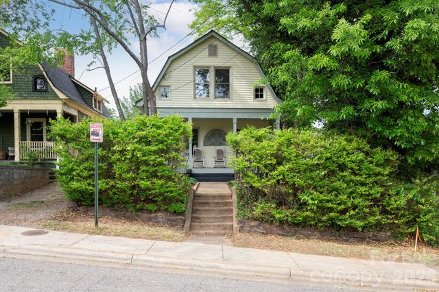 39 Bartlett Street, Asheville, NC 28801