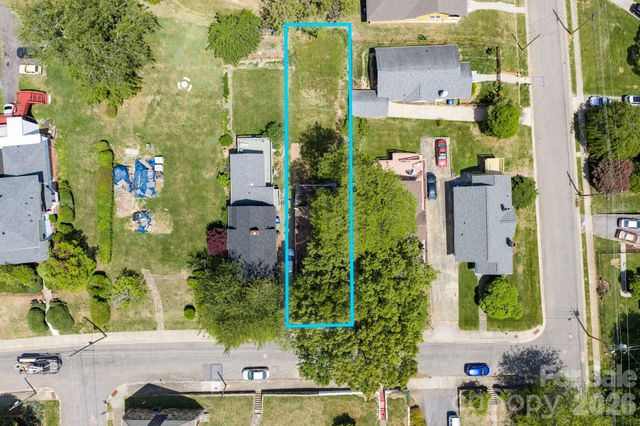 39 Bartlett Street, Asheville, NC 28801