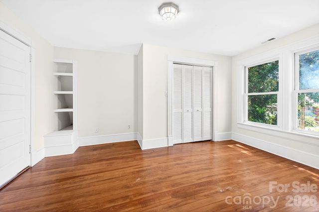 39 Bartlett Street, Asheville, NC 28801