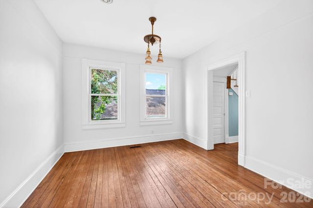 39 Bartlett Street, Asheville, NC 28801