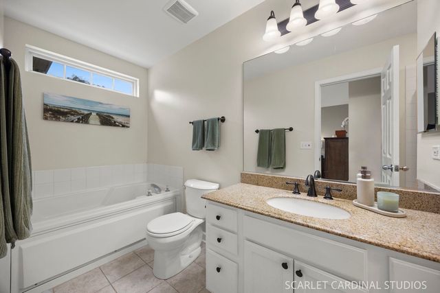 2256 Stoughton Drive, Aurora, IL 60502